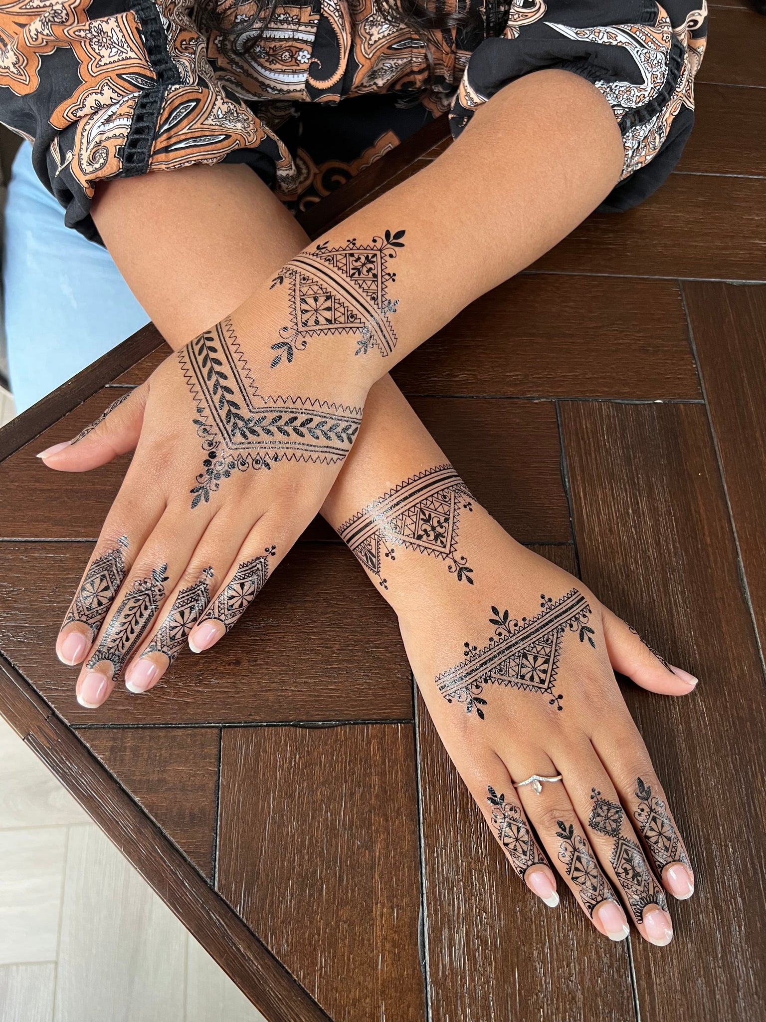 Kleverig Beschietingen Selectiekader Sticker tattoo Rimsha – Love Henna